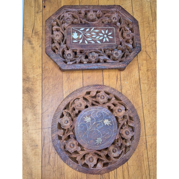 Hand Carved Wood Trivets Floral Design India Boho Kitchen Decor Set of 2 - Picture 1 of 4